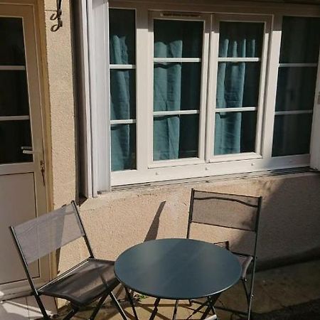 F2 Rdc Promo Cour Courseulles Sur Mer Exterior foto